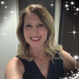 Meet your Posher, Christina